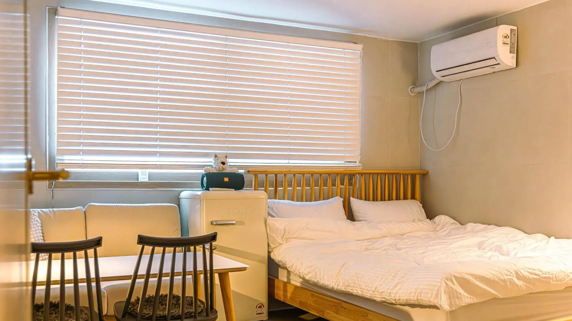 Гостевой дом Отель Marie'S House 102 Hongdae Сеул