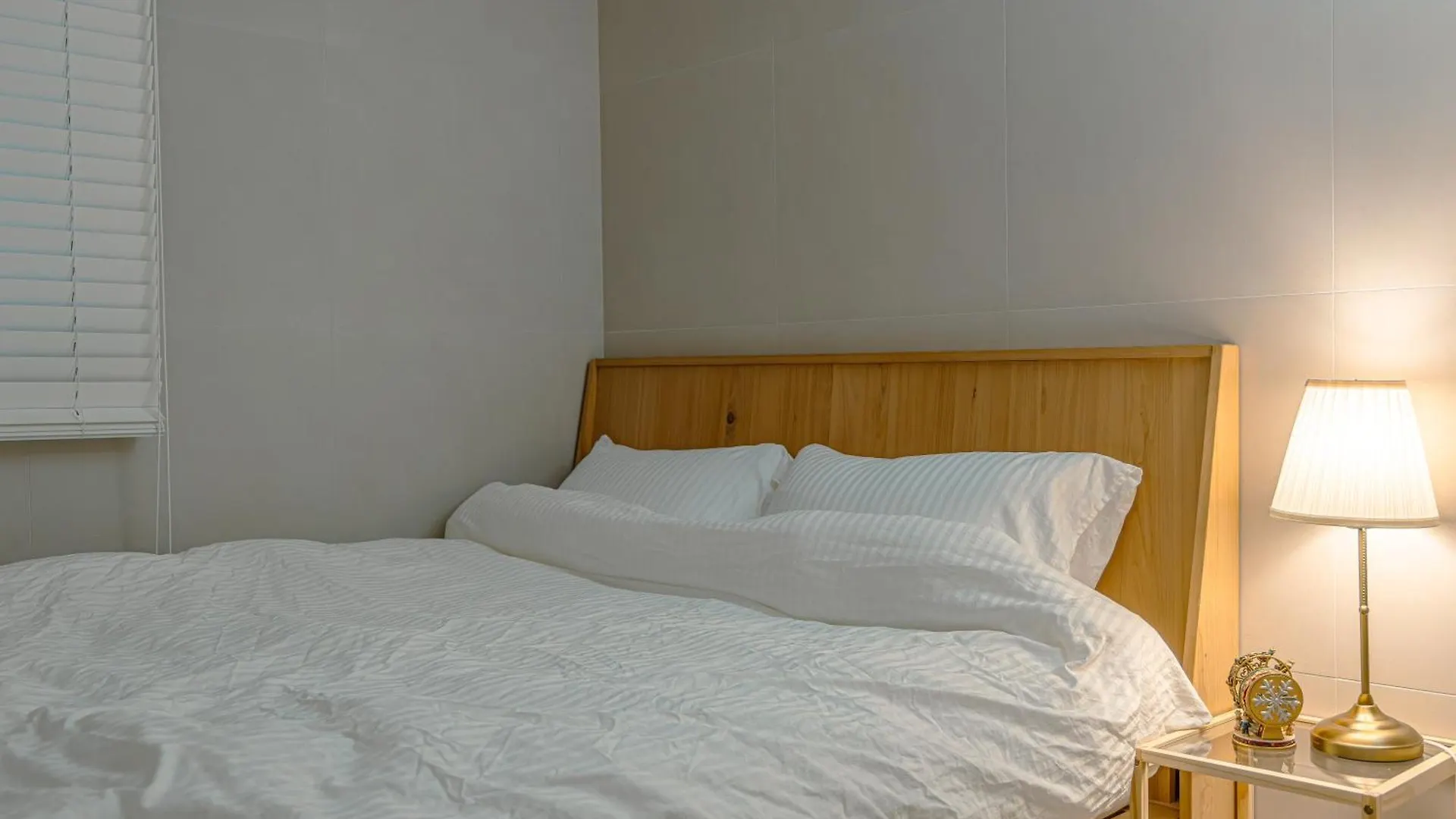 Отель Marie'S House 102 Hongdae Сеул Южная Корея